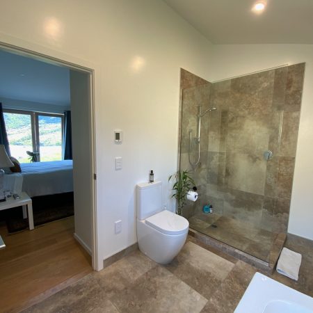 Wake up in the Vines Gibbston Valley