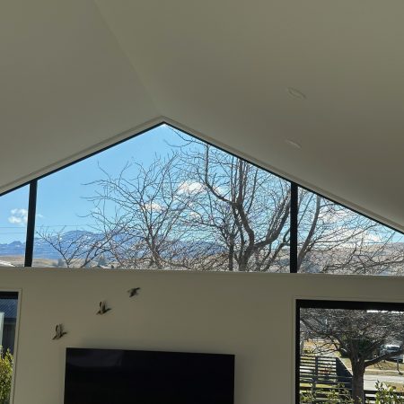 Sunny Queenstown home