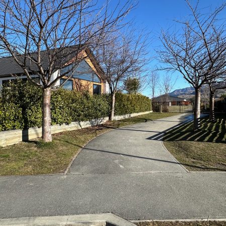 Sunny Queenstown home