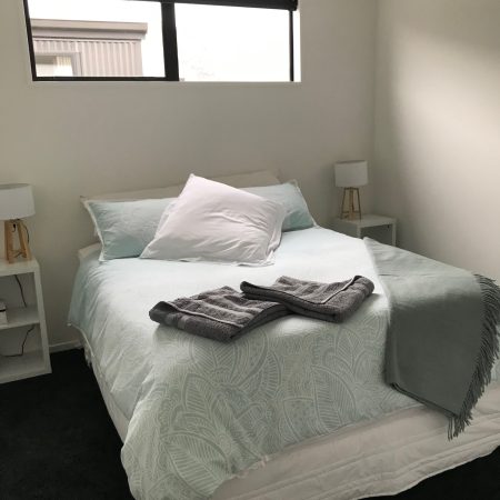 Sunny Queenstown home