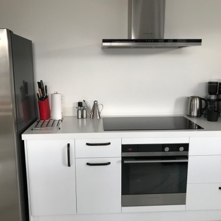 Sunny Queenstown home