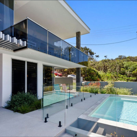 Sunshine Coast Beachside 4 BR Home
